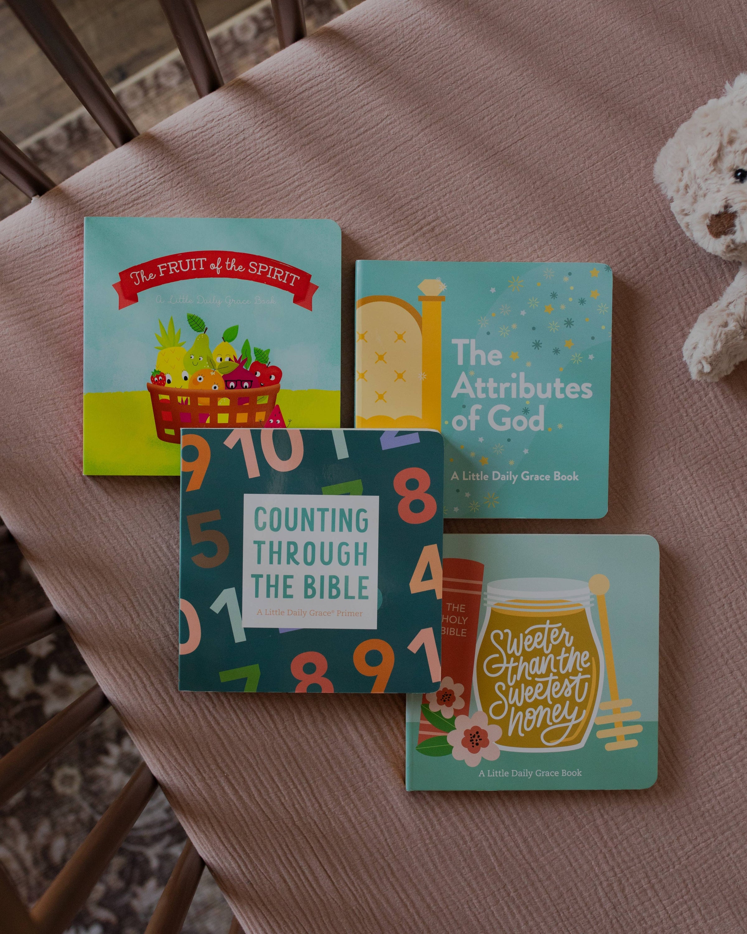 Little Hearts Display Bundle