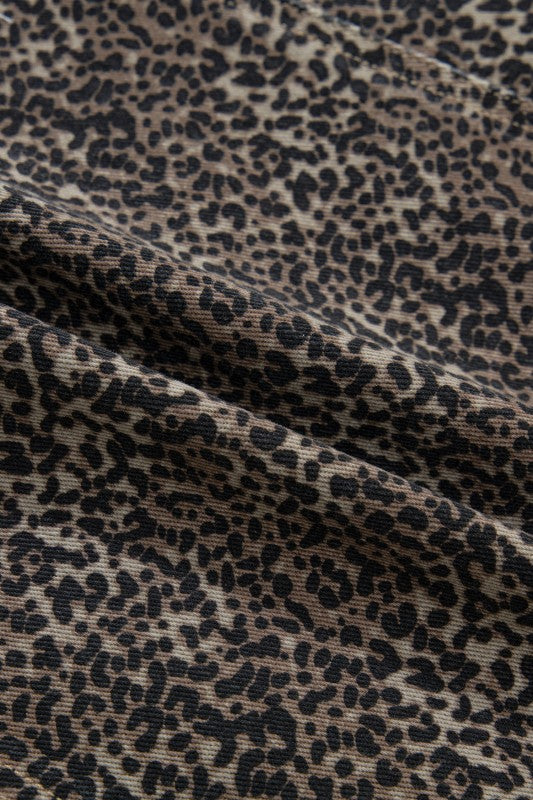 Leopard Print Button-Up Sleeveless Vest