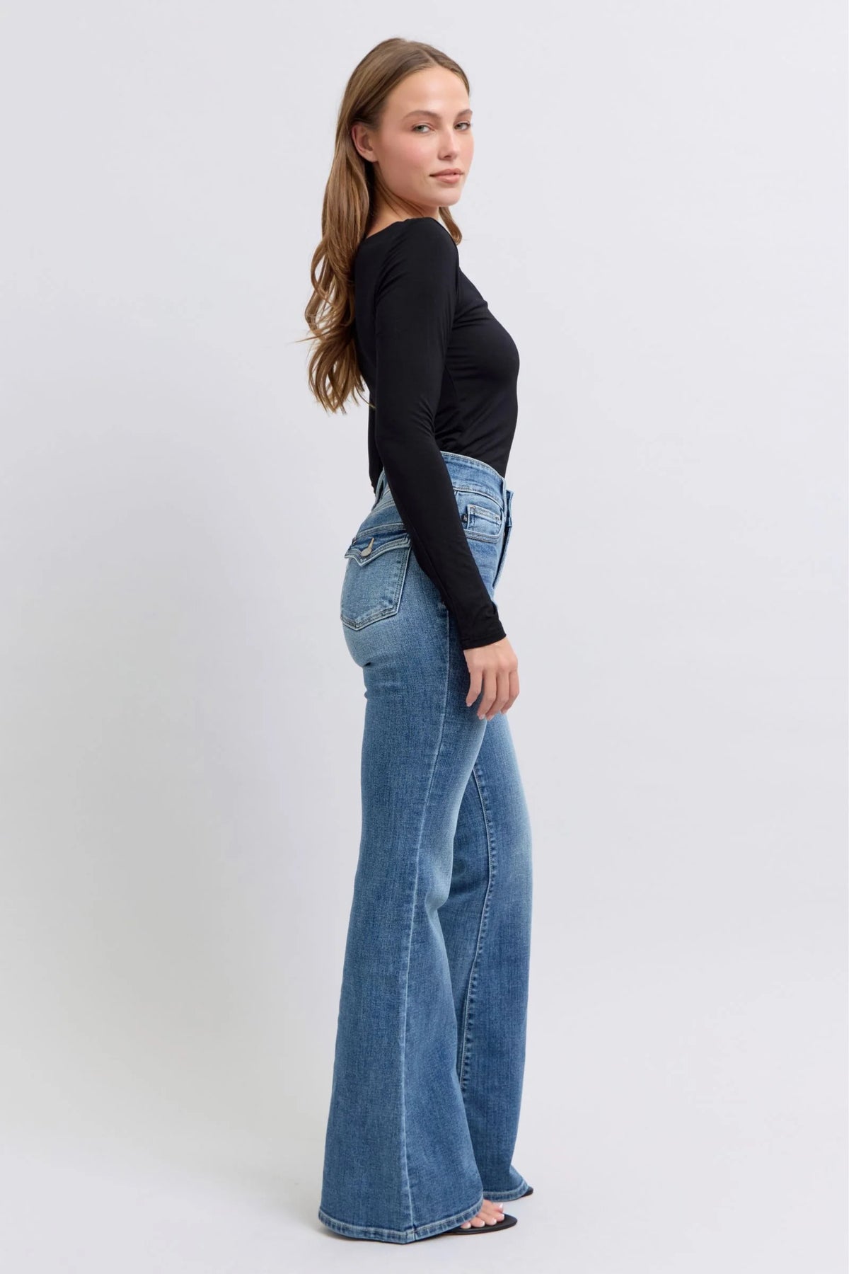 High Waist Flare Jeans w/ Tint 82630