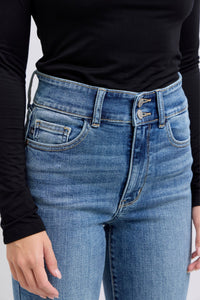 High Waist Flare Jeans w/ Tint 82630