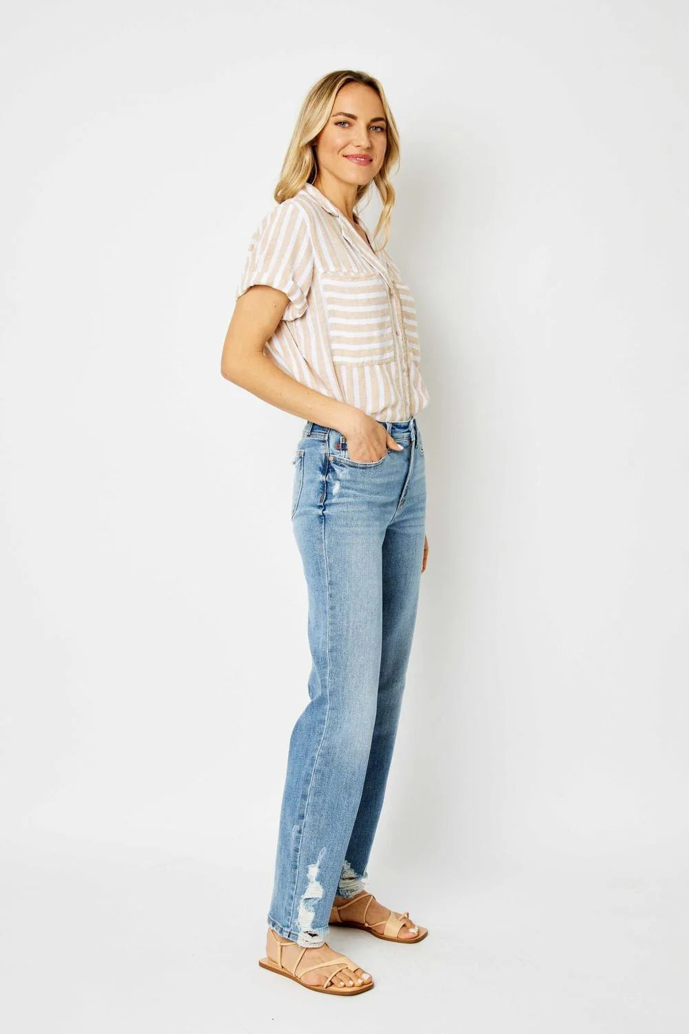 High Waist Straight Jeans W/ Heavy Destroy 82470