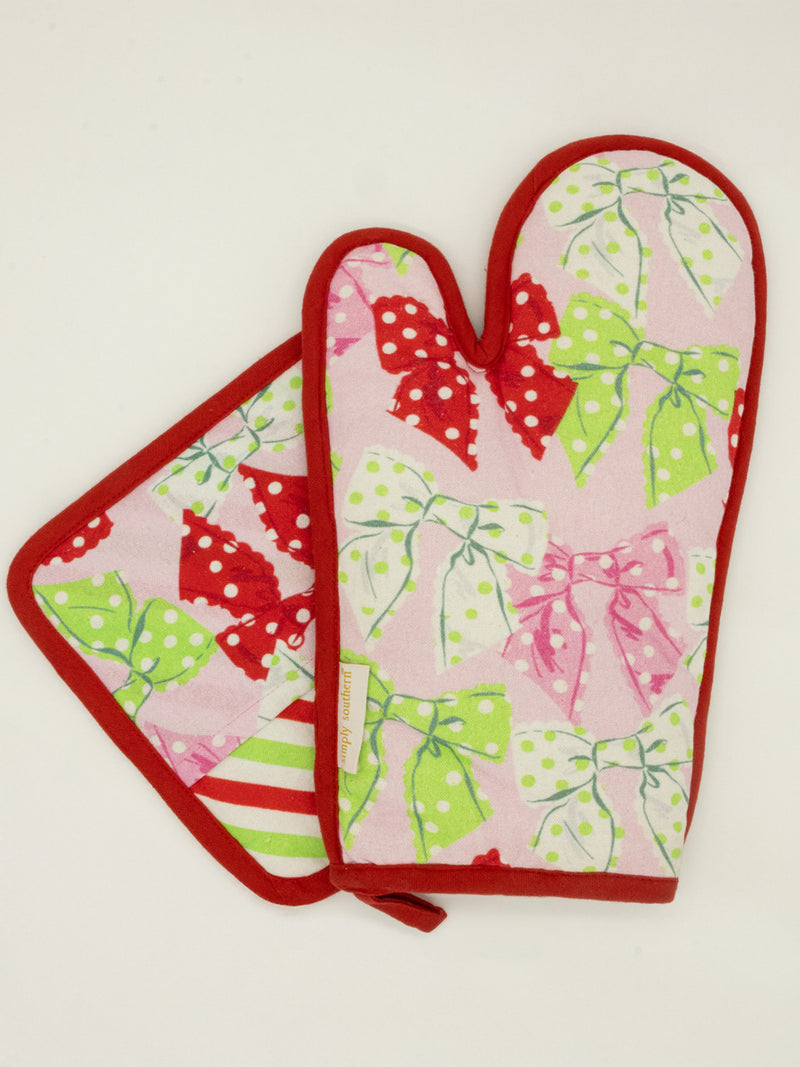 Holiday Kitchen Oven Mitt & Potholder Set
