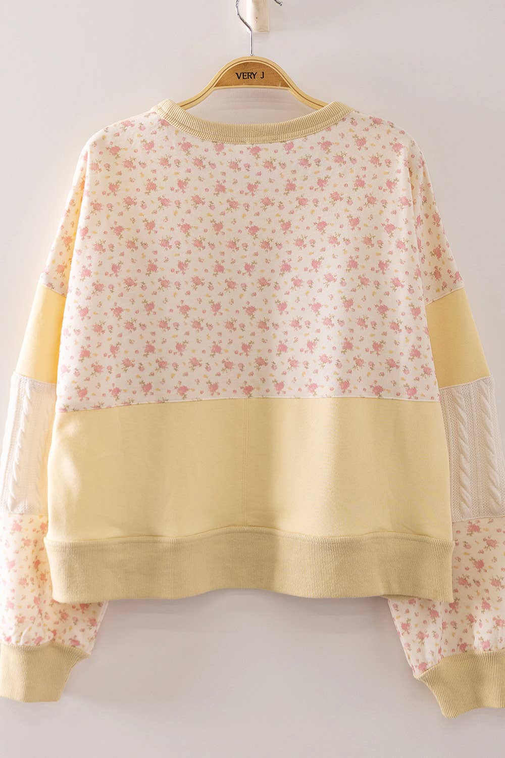NT12920-Floral Patchwork Contrast Sweatshirt